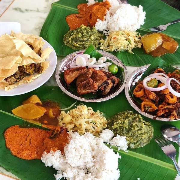 Devi's Corner Bangsar Banana Leaf Rice