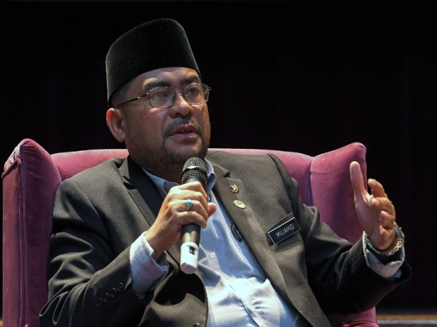 Menteri di Jabatan Perdana Menteri, Datuk Seri Mujahid Yusof Rawa