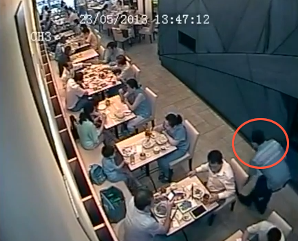 VIDEO How This Bangsar Thief Stole In Front of Everyone ...