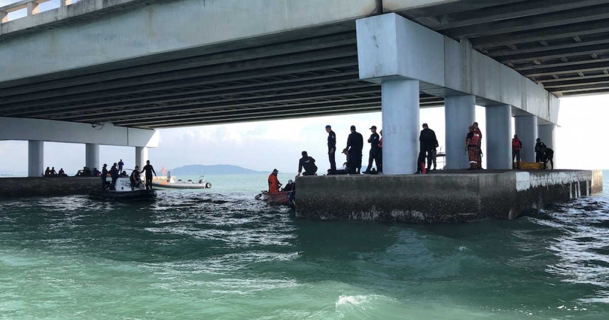 The SUV That Crashed Into The Ocean From Penang Bridge Has ...