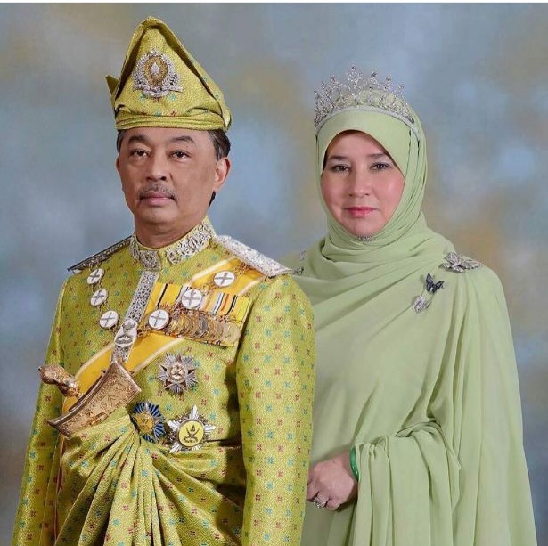 Fakta & Biodata Tengku Ampuan Pahang, serta Raja ...