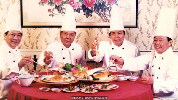 The four Singaporean chefs who reportedly created the version of Yu Sheng today.