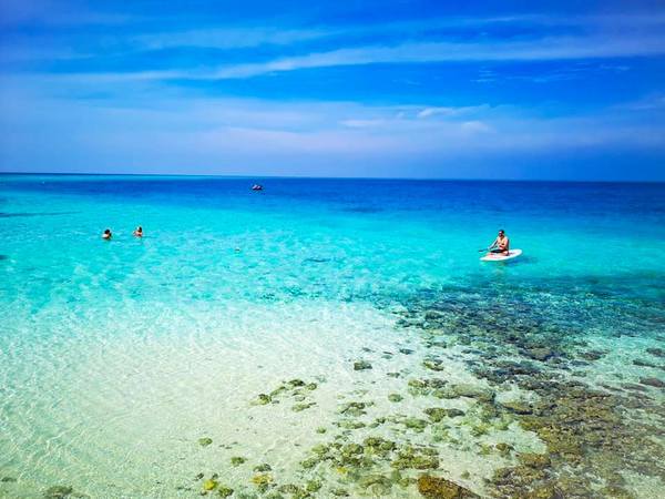 Pantai Centara Rash Fushi