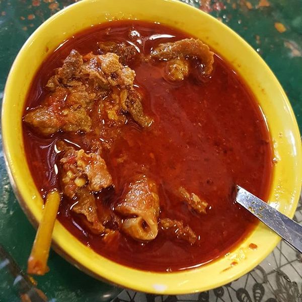 Dapatkan Asam Pedas Daging Tetel, Telur Mayong & Banyak Lagi Di Restoran Di Ulu Klang Ini!