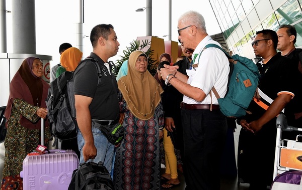 Penang Welfare, Caring Community and Environment Committee chairman Phee Boon Poh flew to Christchurch on 18 March.