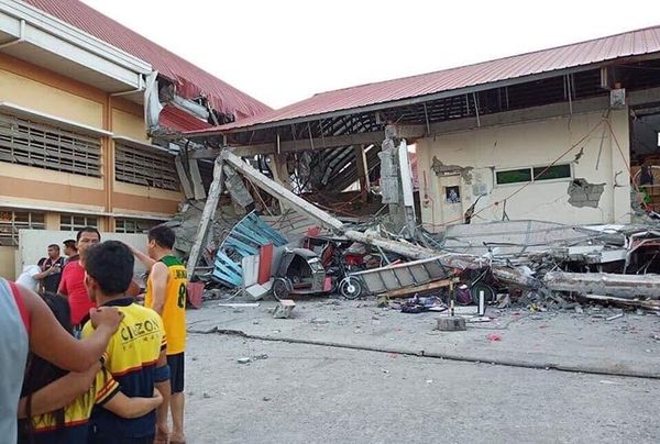 A grocery store in Porac, Pampanga that collapsed due to the earthquake on Monday, 22 April.