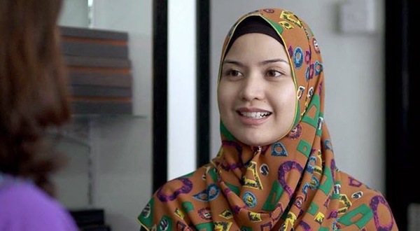 Lisa Surihani.