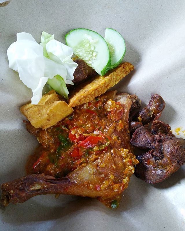 Ayam Gepuk Pak Gembus Di Shah Alam, Gombak & Selayang Ini 