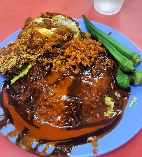 Image via Instagram @mr_meego Nasi Kandar Salman Kajang