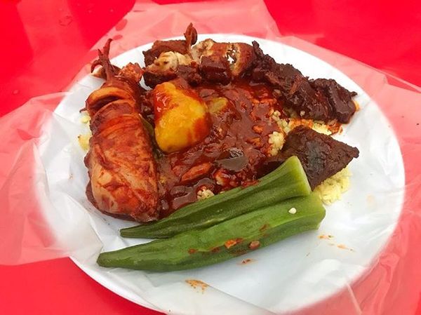 Image via Instagram @waronghunter Nasi Kalut Jitra Mai Kedah