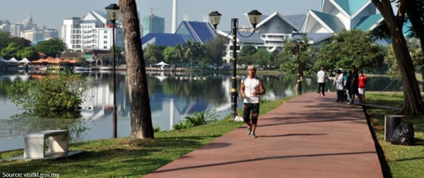 Taman Tasik Titiwangsa.