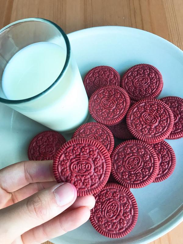 Image via SAYS Arisha Rozaidee Red Velvet Oreos In Malaysia