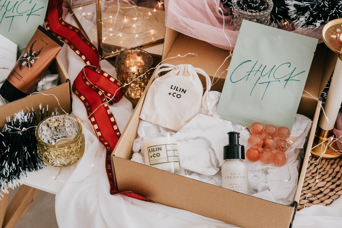 8 Malaysian Gift Sets To Buy If You Don't Know What To Get This Christmas