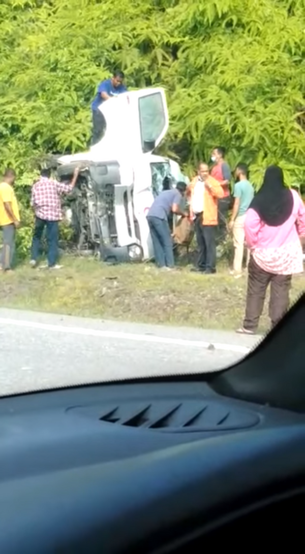 Passers-by were seen trying to save the healthcare professionals trapped in the van following the accident.