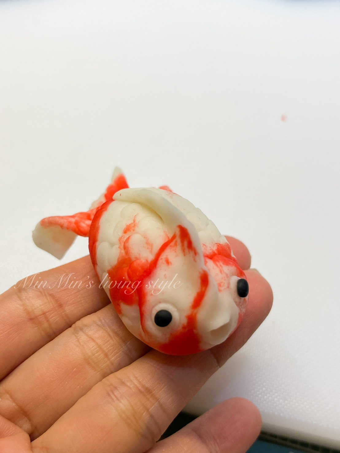 Woman Makes Cute Dumplings That Look Like Goldfish Going 'Glug Glug'