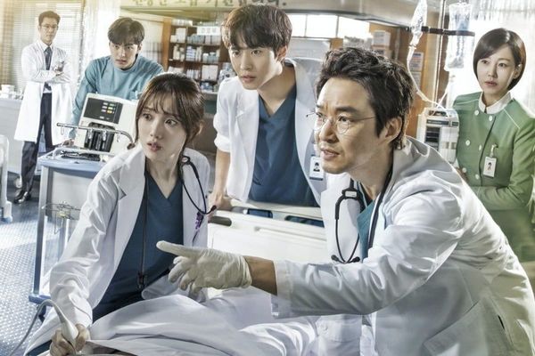 dr. romantic 2