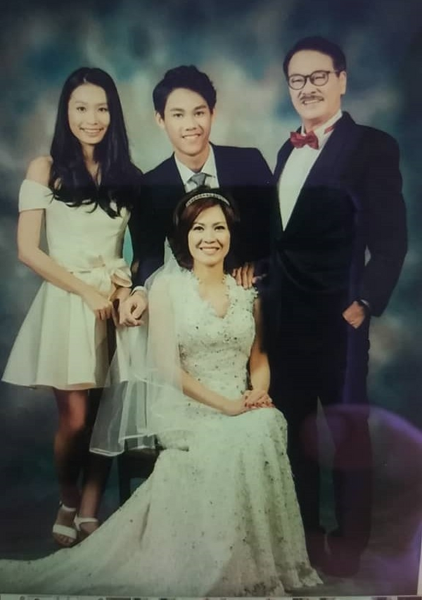 Ng Man Tat and his family in Malaysia.