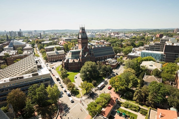 Kampus Harvard College di Cambridge, Massachusetts.