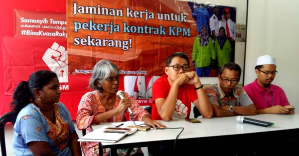 Second person from the left: PSM migrant desk coordinator Mohanarani Rasiah.