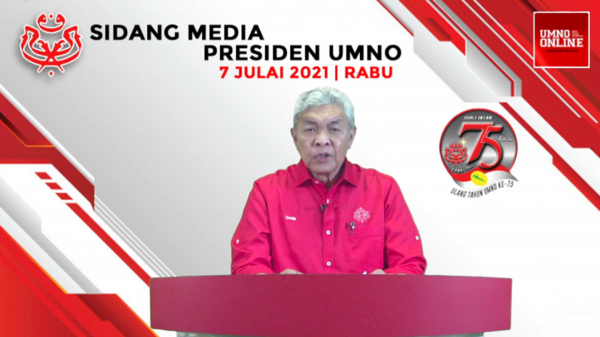 Datuk Seri Dr Ahmad Zahid Hamidi speaking during the livestream at about 1am today, 8 July.