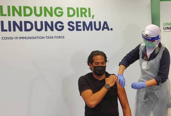 Khairy had received the first Sinovac vaccine administered in Malaysia, which he assures is just as effective as the others.