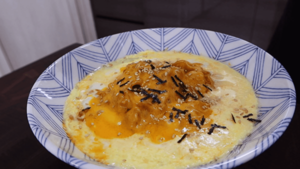 Fire Noodles with Steamed Egg & Cheese