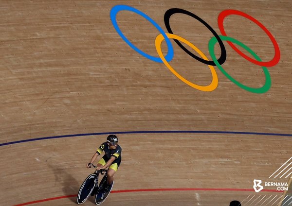 Azizulhasni during the semifinal race earlier today, 8 August.