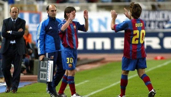 Messi being substituted on in the 82nd minute against Espanyol in the 2004-05 season.