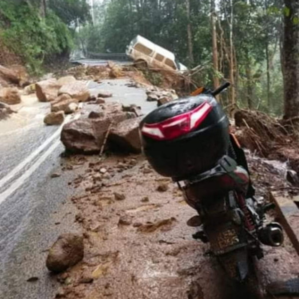 The roads leading up Gunung Jerai.