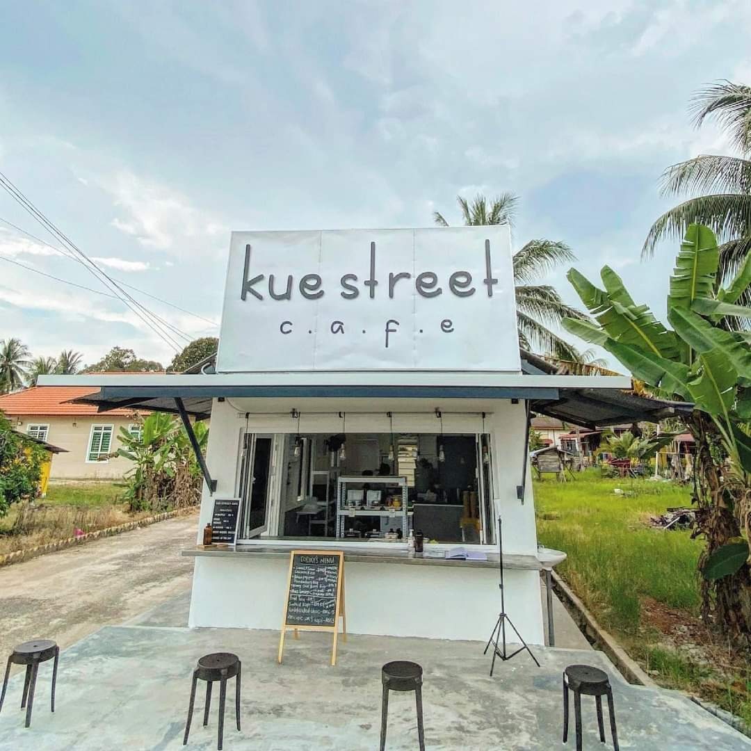 Kue street cafe