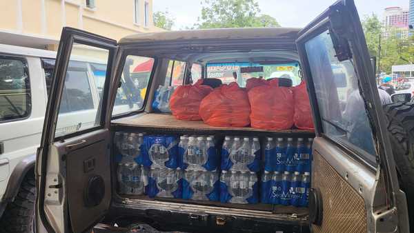 One of the 4WDs at the Gurudwara loaded with the food boxes to be sent out.