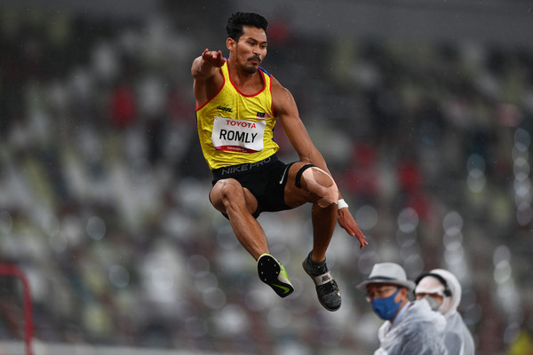 Abdul Latif at the Tokyo 2020 Paralympics T20 long jump event on 4 September 2021.