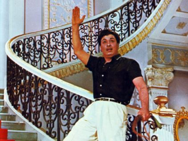 M G Ramachandran performing the song in a movie of the same name.